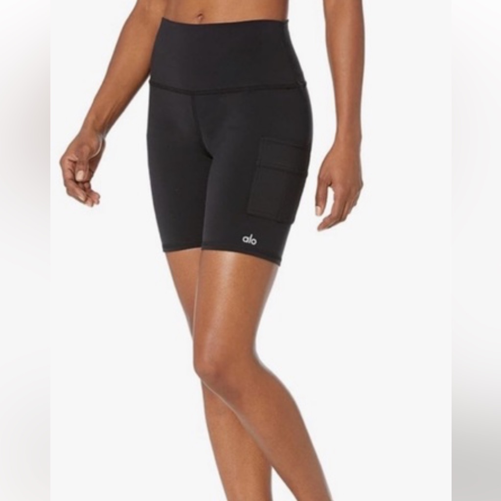 Alo Yoga Cargo Pockets Shorts Black Sz Xxs New